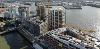 Strandkai Hamburg